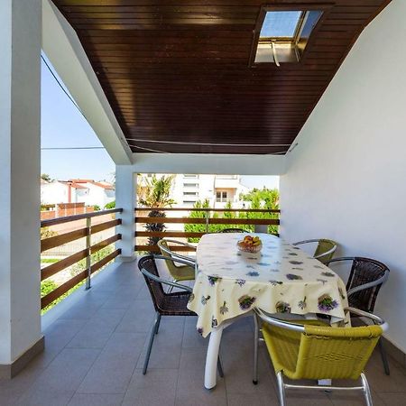 נין Apartment Matkos - With Garden And Terrace מראה חיצוני תמונה